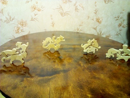 �������